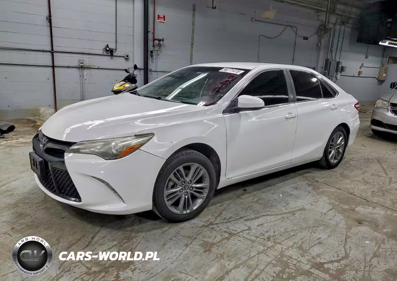 2015 Toyota Camry Le