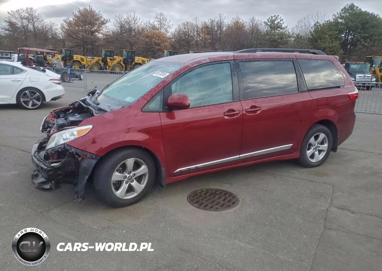 2020 Toyota Sienna Le