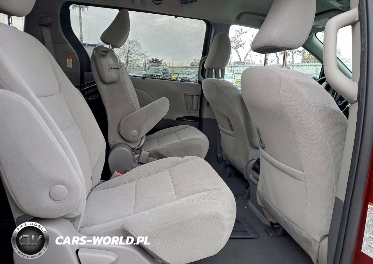 2020 Toyota Sienna Le VIN:5TDKZ3DC5LS050530 - 11