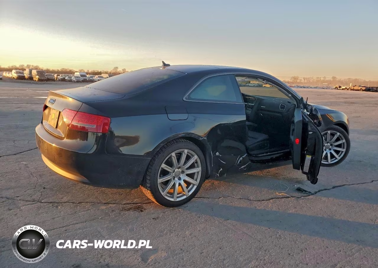 2012 Audi A5 Premium Plus VIN:WAULFAFR7CA002007 - 3