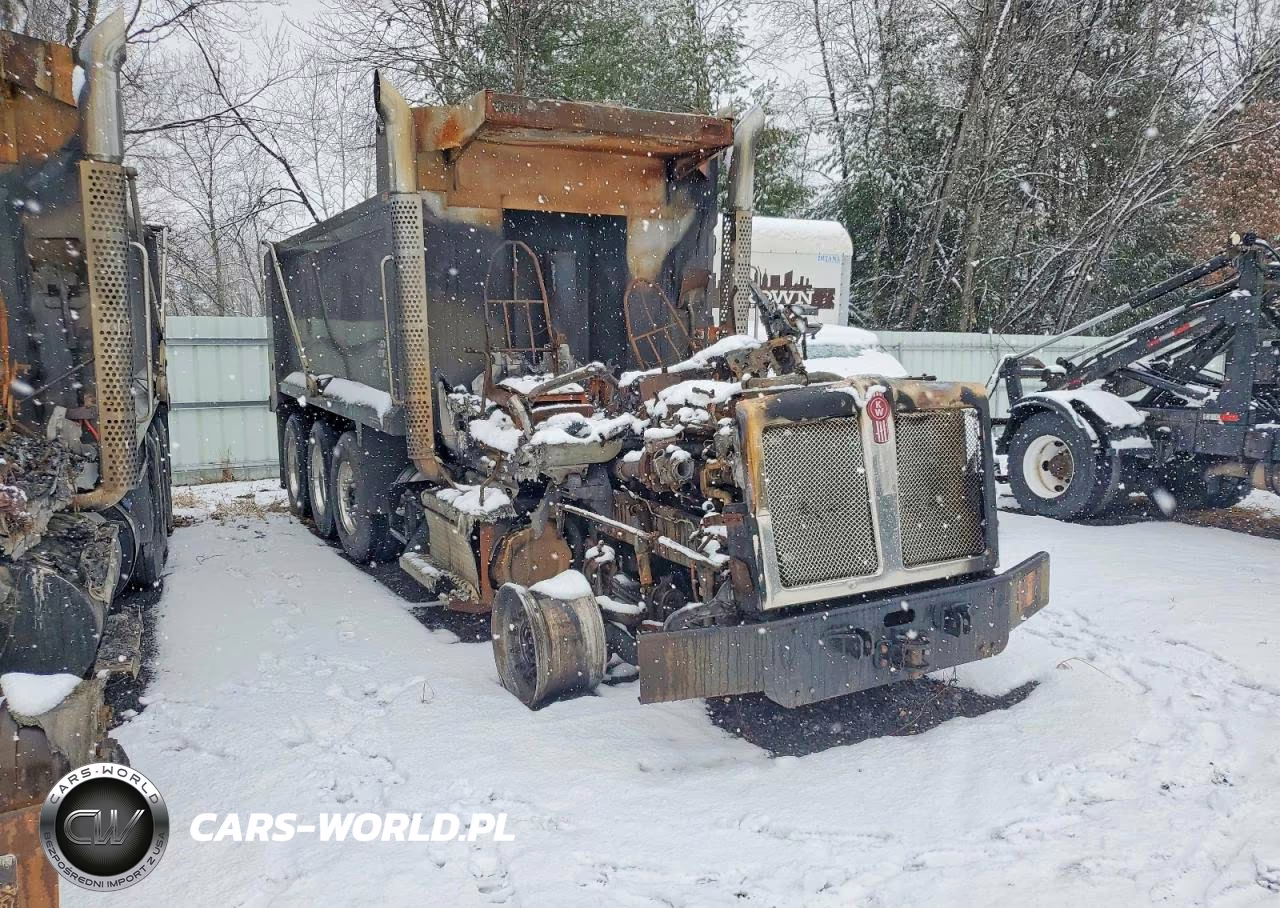 2023 Kenworth T880 Dump Truck