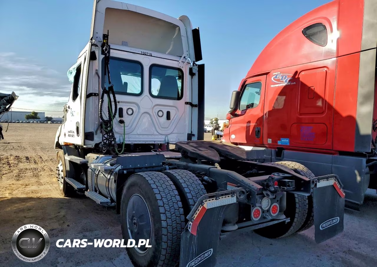 2026 Freightliner Cascadia 116 Semi Truck VIN:3AKBHTDV8TSWK5934 - 3