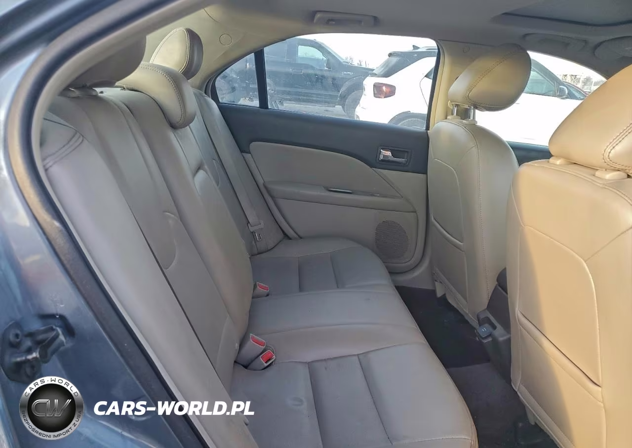 2012 Ford Fusion Hybrid VIN:3FADP0L35CR203799 - 10