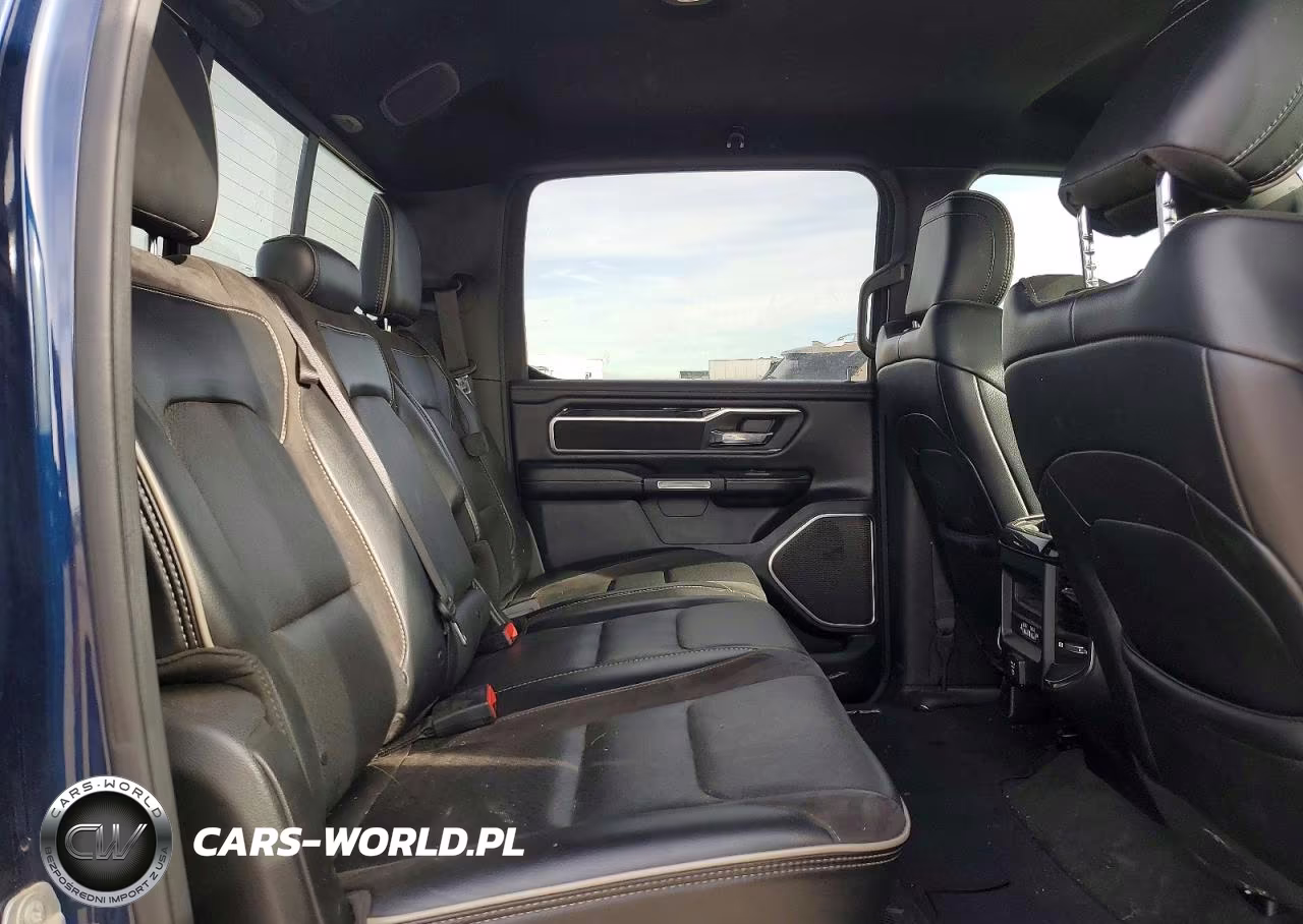 2019 Ram 1500 Laramie VIN:1C6SRFJT0KN904681 - 10