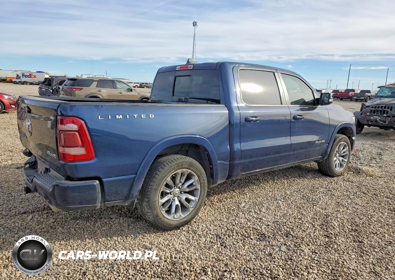 2019 Ram 1500 Laramie VIN:1C6SRFJT0KN904681 - 3