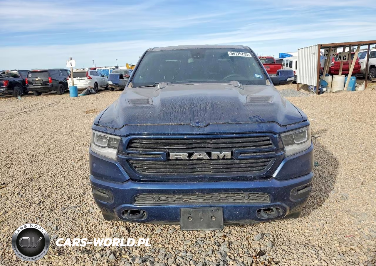 2019 Ram 1500 Laramie VIN:1C6SRFJT0KN904681 - 5
