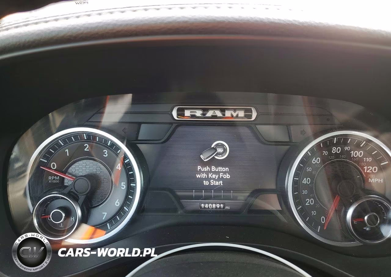 2019 Ram 1500 Laramie VIN:1C6SRFJT0KN904681 - 9