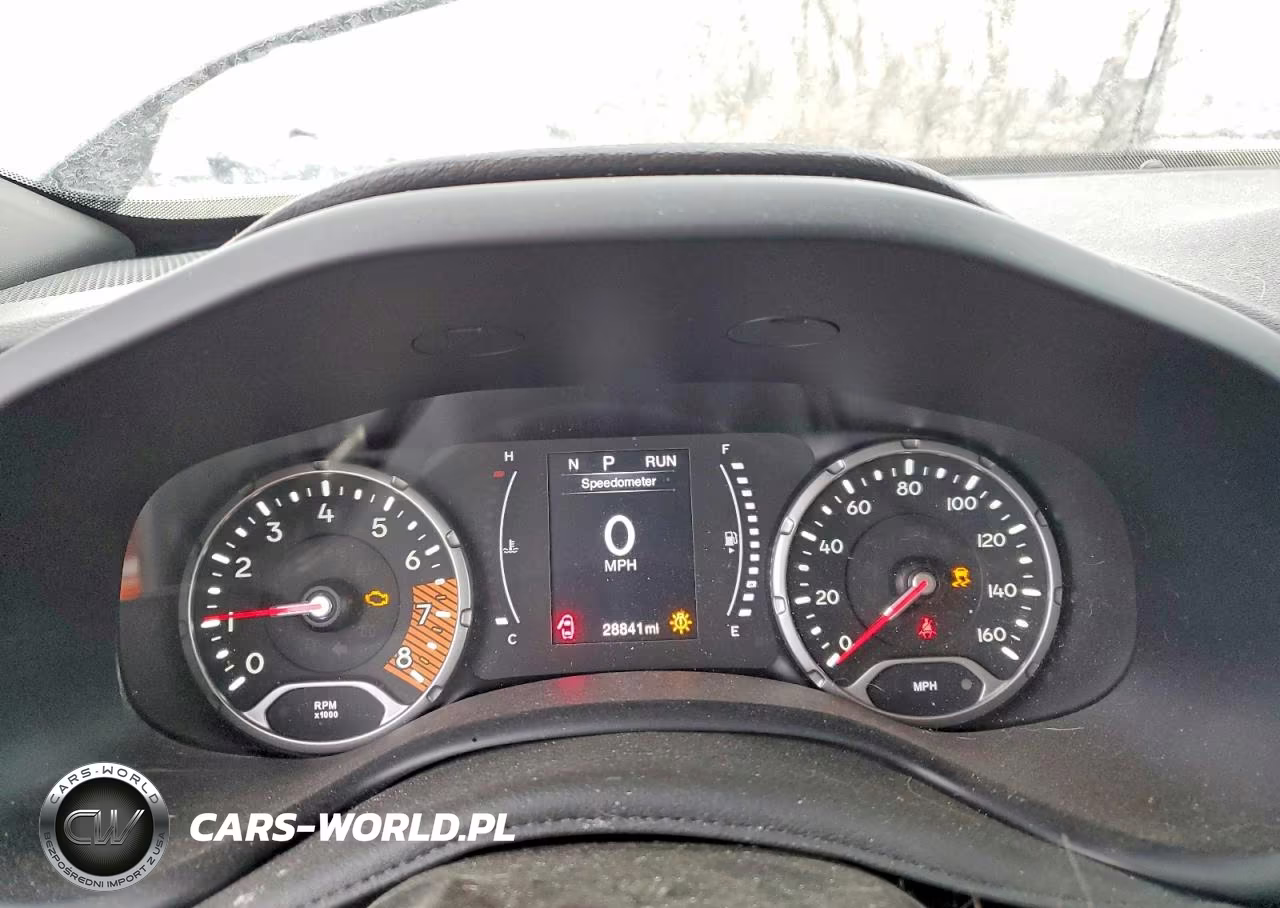 2023 Jeep Renegade Latitude VIN:ZACNJDB1XPPP61412 - 9
