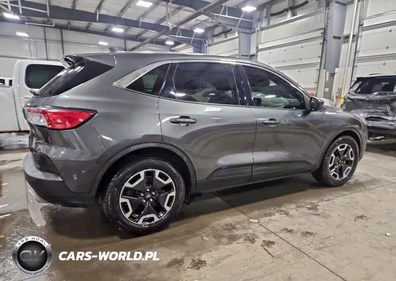 2020 Ford Escape Se VIN:1FMCU0G61LUB43544 - 3