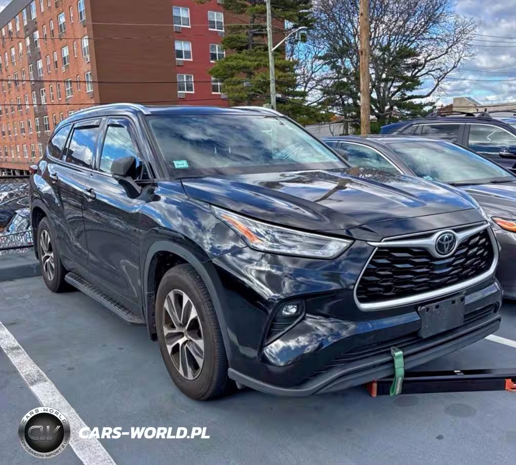 2021 Toyota Highlander Xle