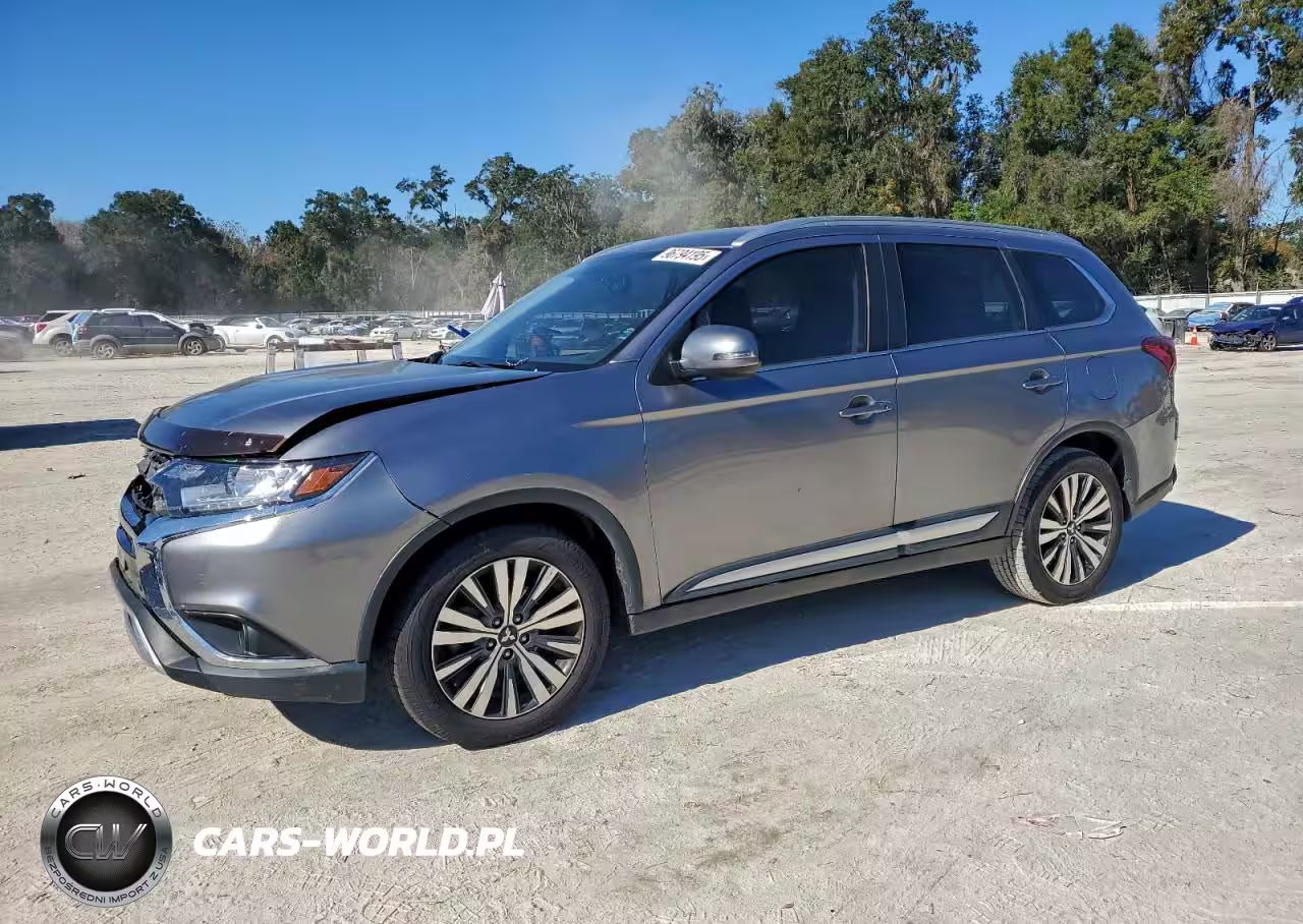 2019 Mitsubishi Outlander Se