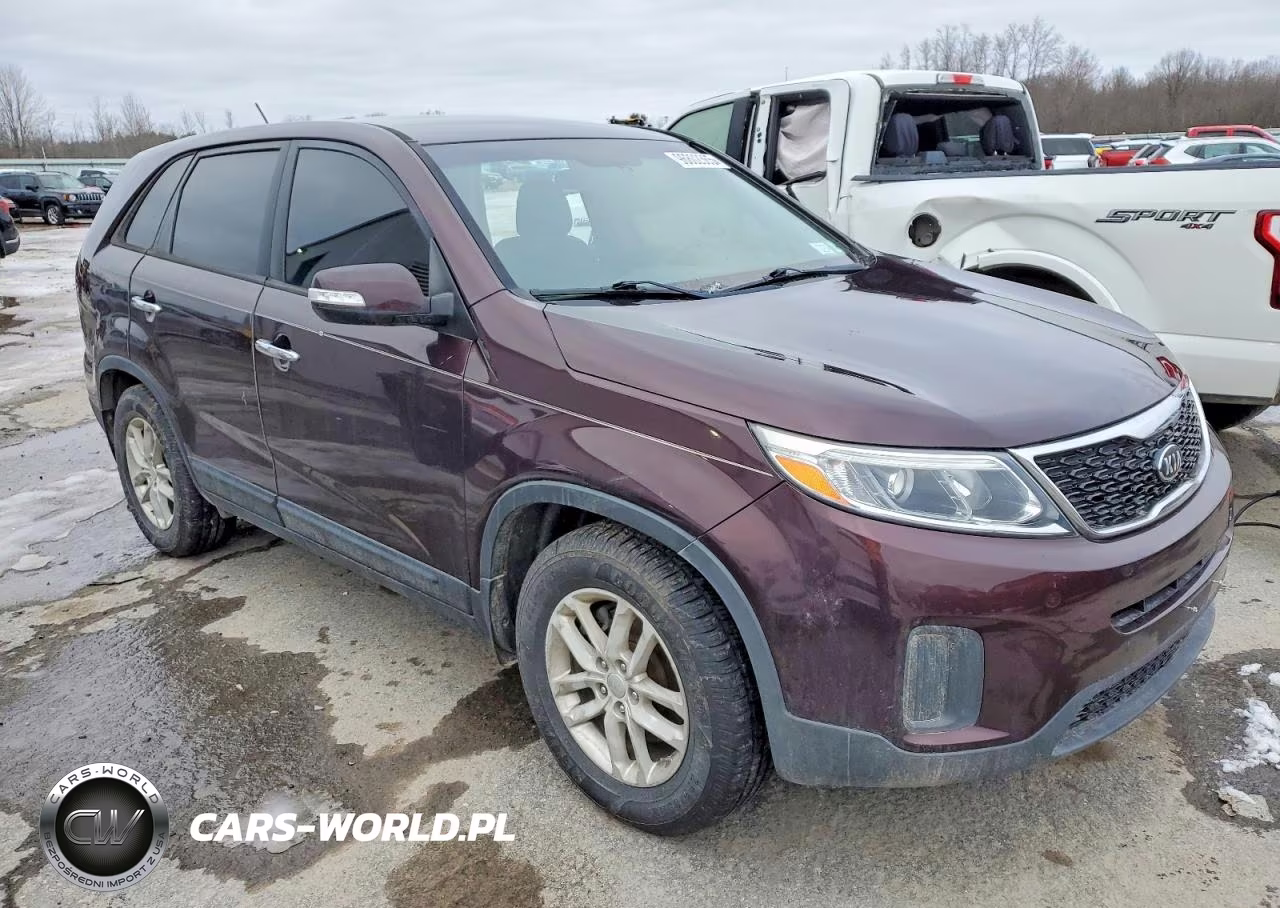 2015 Kia Sorento Lx VIN:5XYKT3A66FG578921 - 4