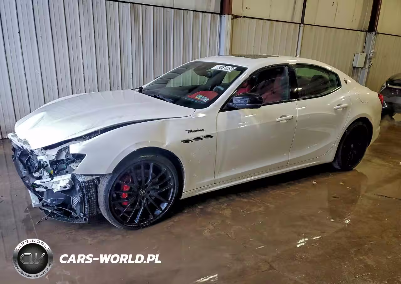 2023 Maserati Ghibli Modena