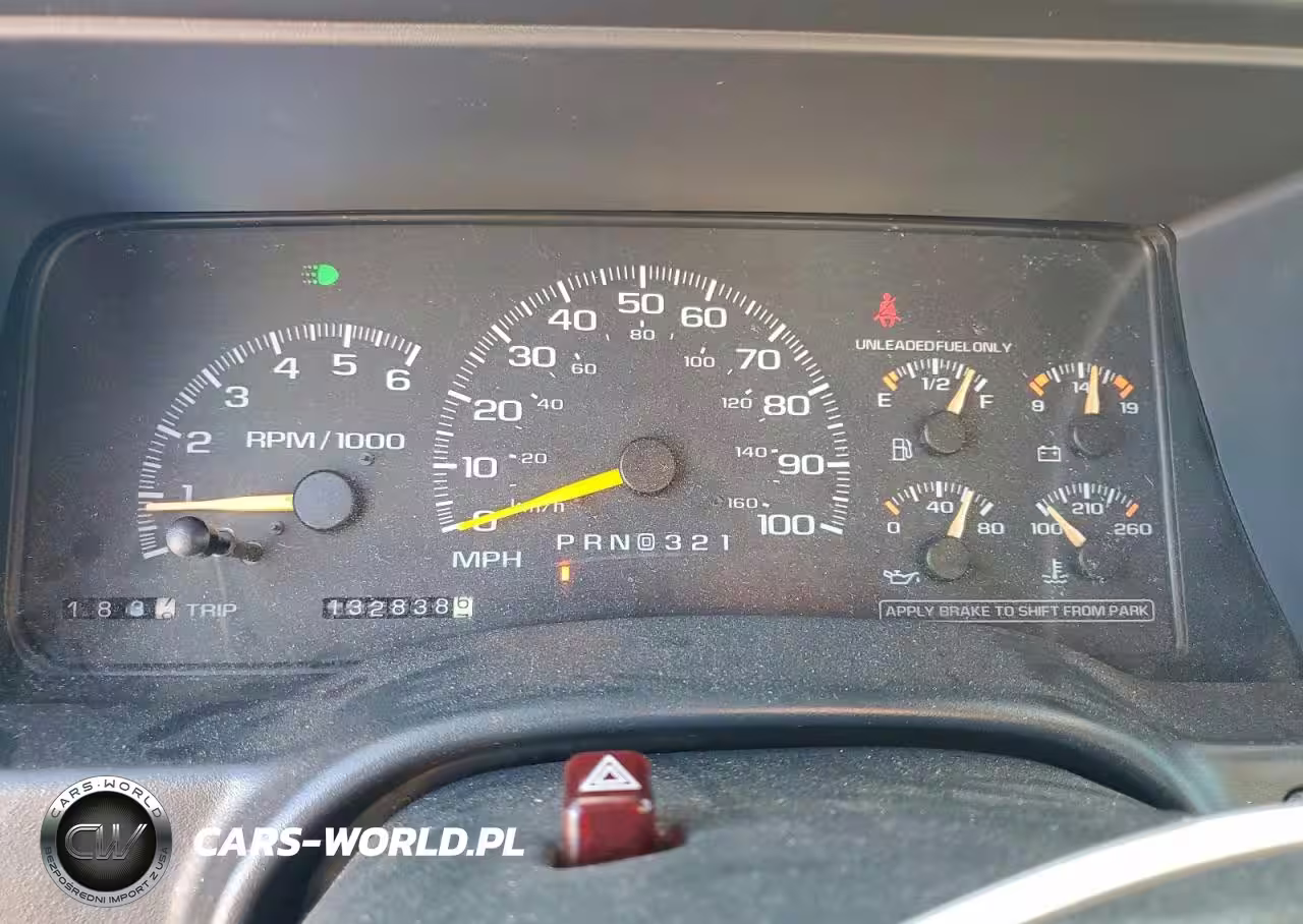 1997 GMC Suburban K1500 VIN:3GKFK16R3VG523584 - 9