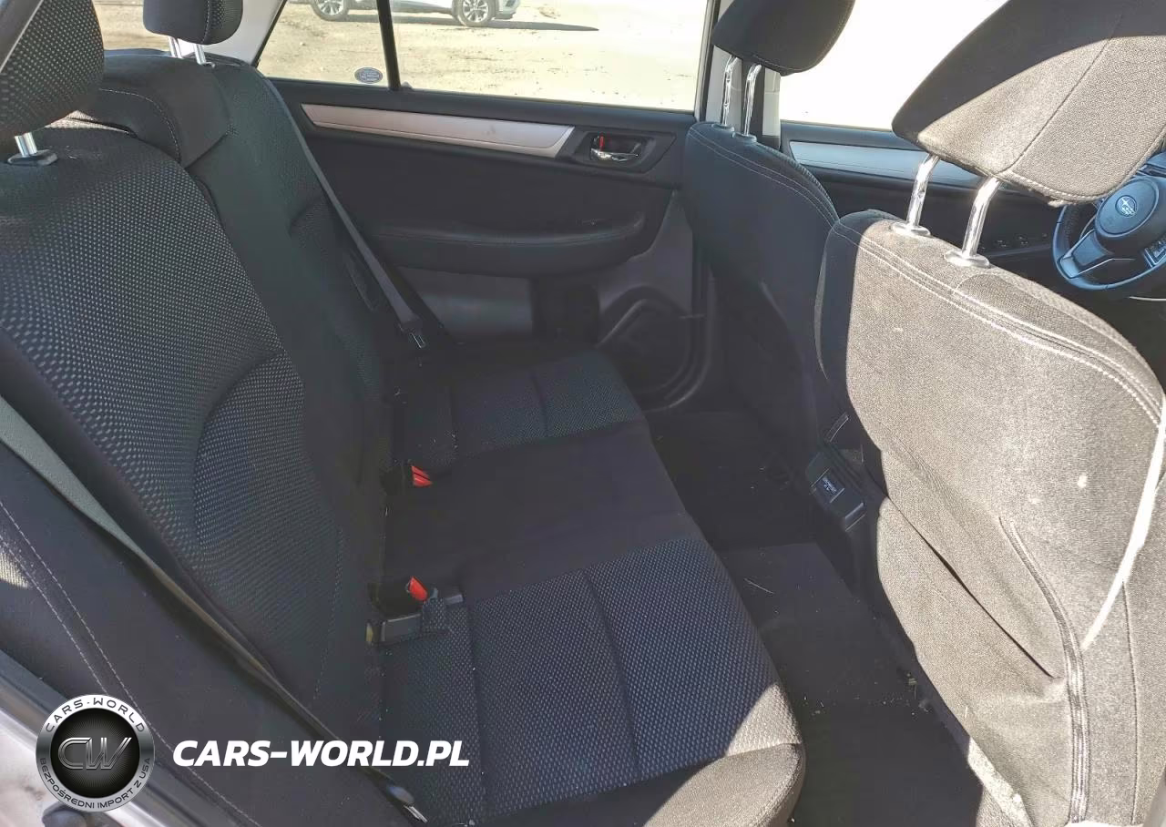 2018 Subaru Outback 2.5I Premium VIN:4S4BSAFC5J3253420 - 11