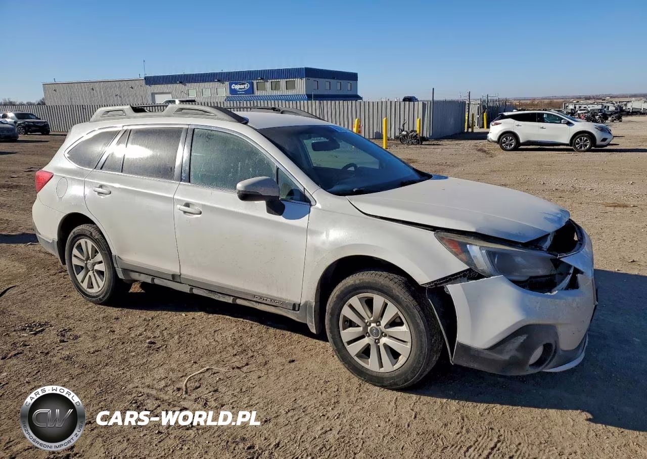 2018 Subaru Outback 2.5I Premium VIN:4S4BSAFC5J3253420 - 4