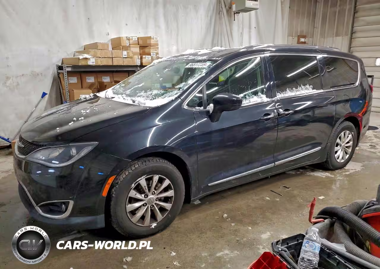2019 Chrysler Pacifica Touring L
