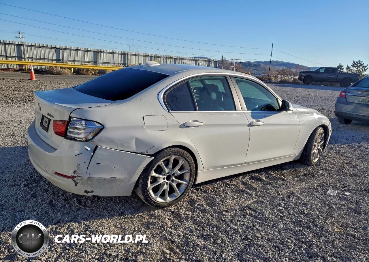 2015 BMW 320 I VIN:WBA3B1C59FK140479 - 3