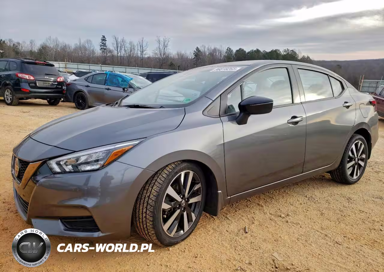 2022 Nissan Versa Sr