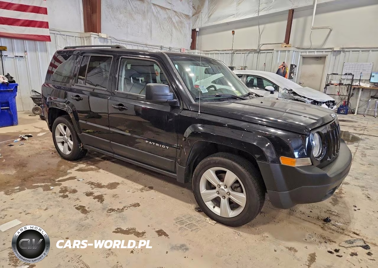 2016 Jeep Patriot Latitude VIN:1C4NJPFA0GD640322 - 4
