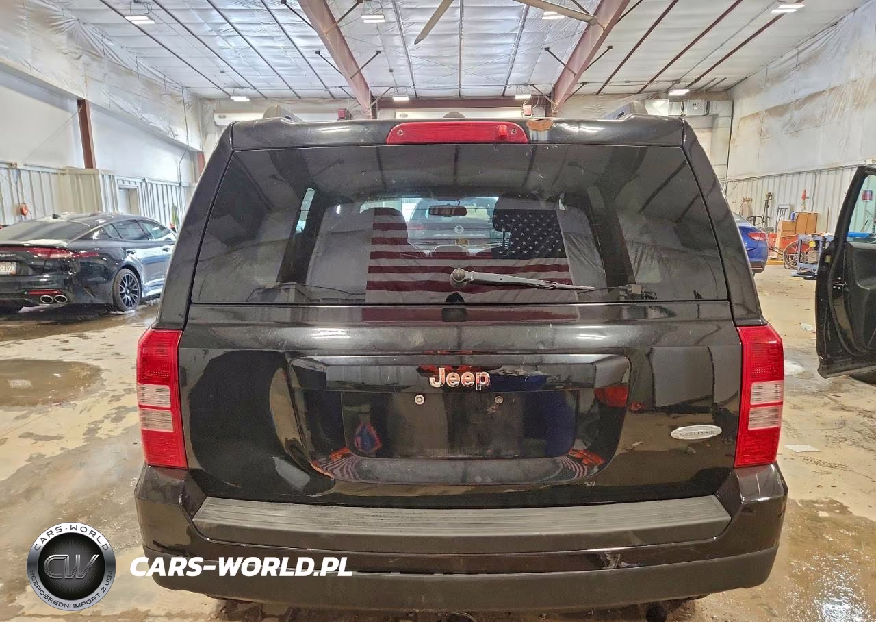 2016 Jeep Patriot Latitude VIN:1C4NJPFA0GD640322 - 6