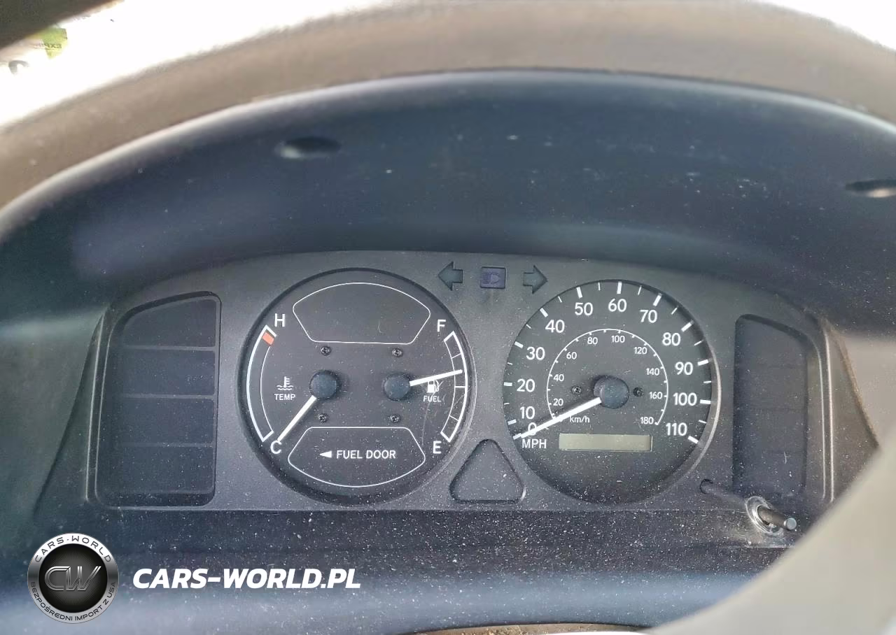 2002 Chevrolet Geo Prizm Base VIN:1Y1SK52882Z422868 - 9