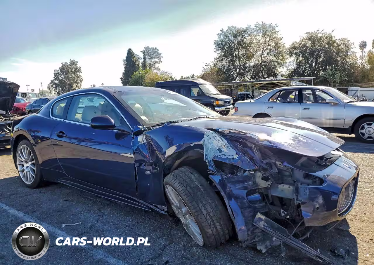 2012 Maserati Granturismo S VIN:ZAM45KLA3C0066223 - 4
