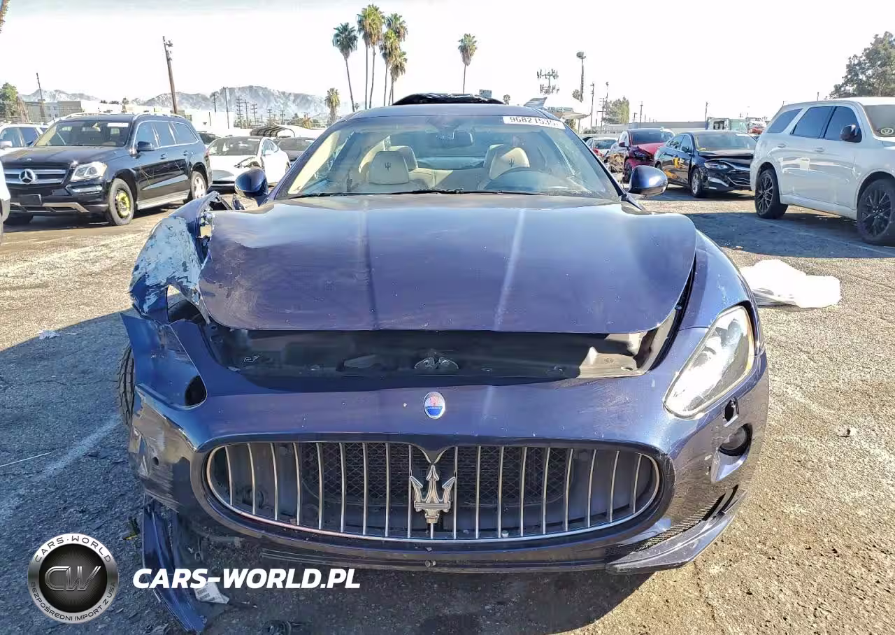 2012 Maserati Granturismo S VIN:ZAM45KLA3C0066223 - 5