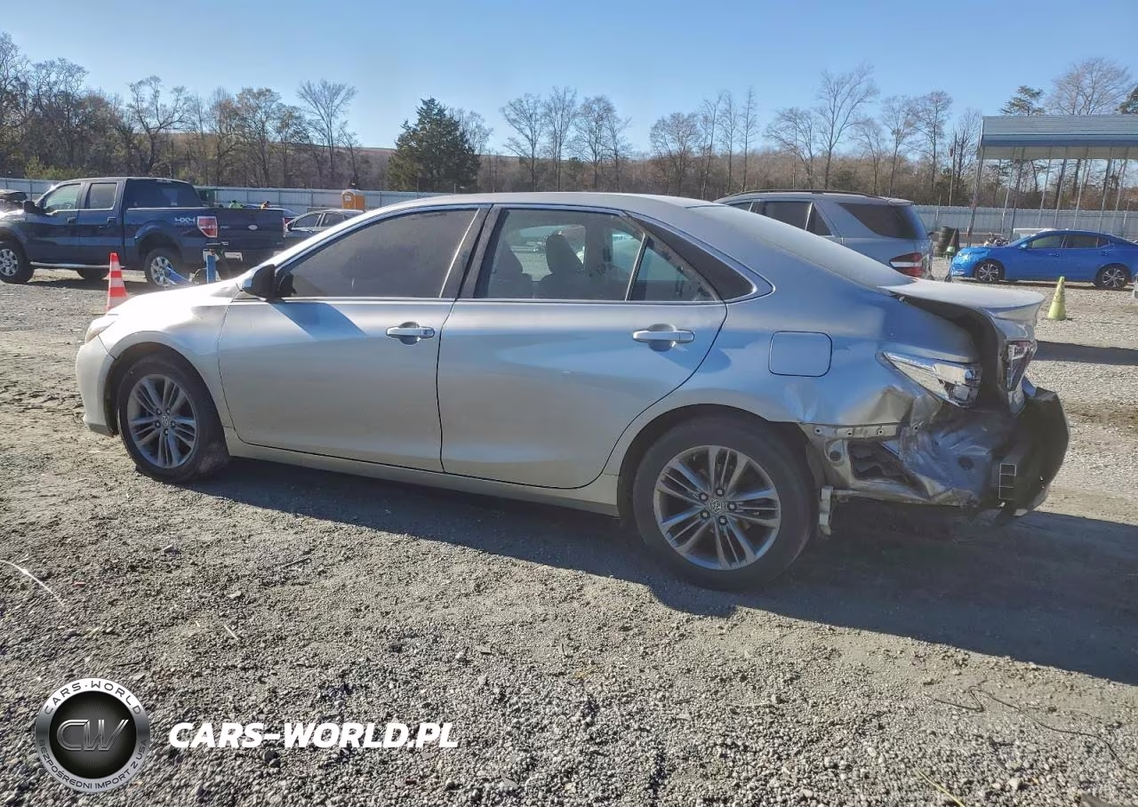 2016 Toyota Camry Le VIN:4T1BF1FK2GU134402 - 2
