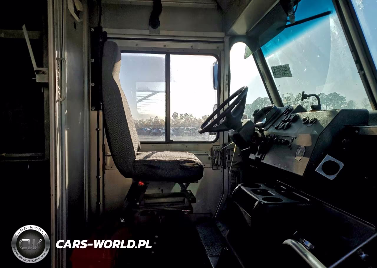 2020 Freightliner Mt 45G Delivery Truck VIN:4UZAC2EA5LCMH7994 - 7