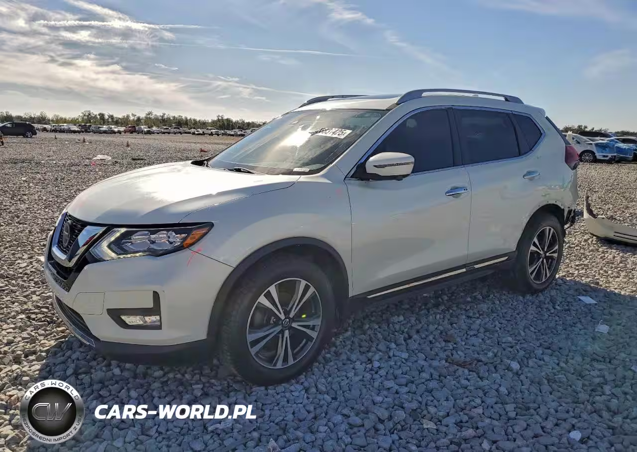2018 Nissan Rogue S – zdjęcie 1 z 13