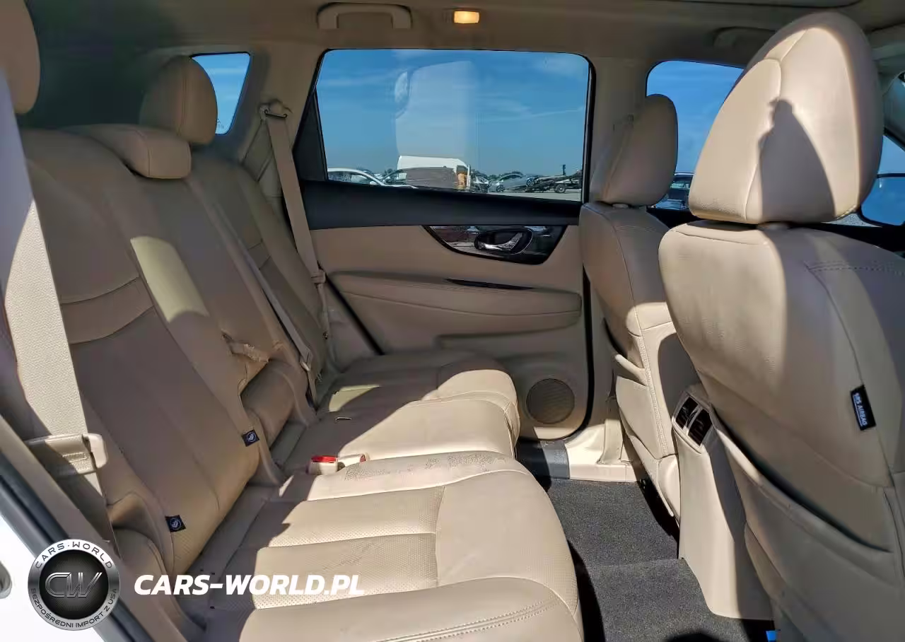 2018 Nissan Rogue S VIN:5N1AT2MT0JC815094 - 10