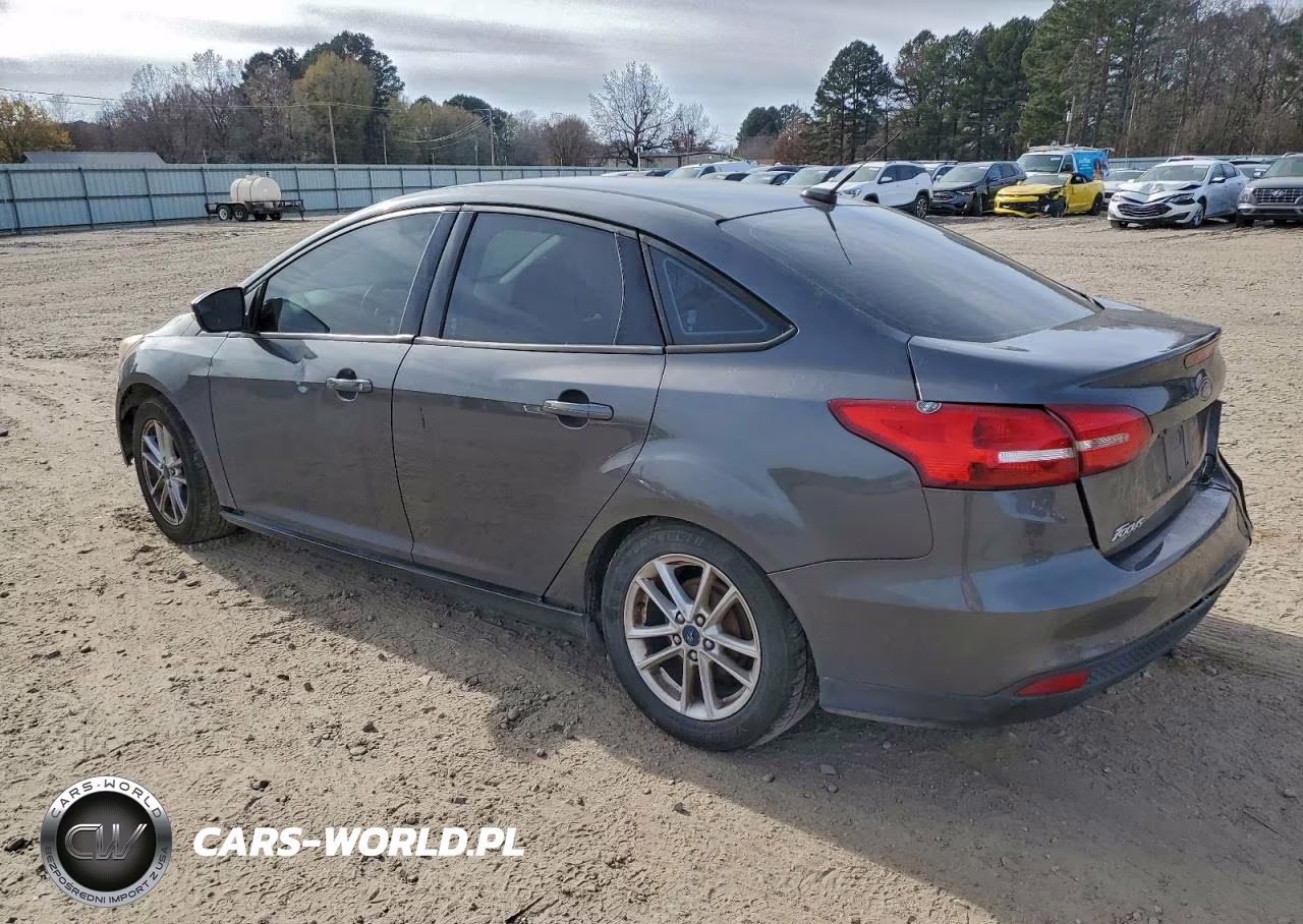 2015 Ford Focus Se VIN:1FADP3F2XFL312671 - 2