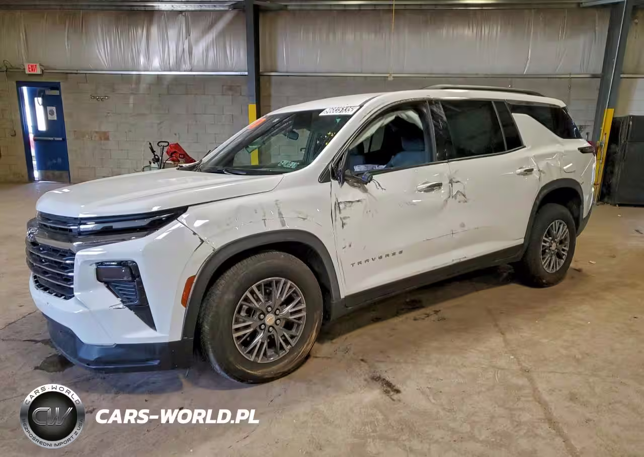 2025 Chevrolet Traverse Lt