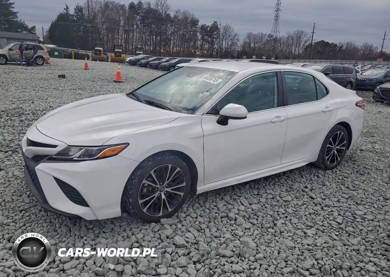 2020 Toyota Camry Se