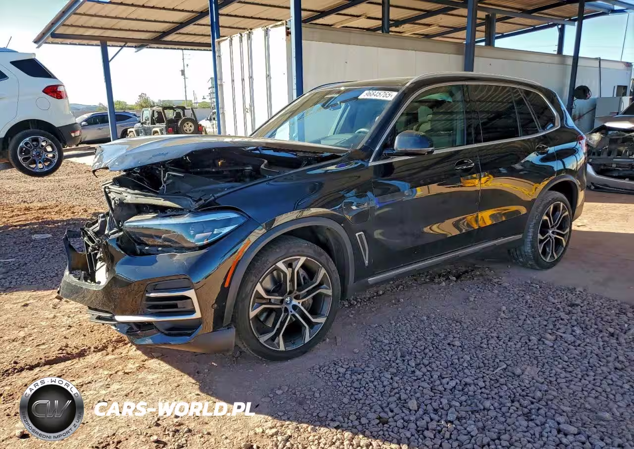 2022 BMW X5 xDrive45E