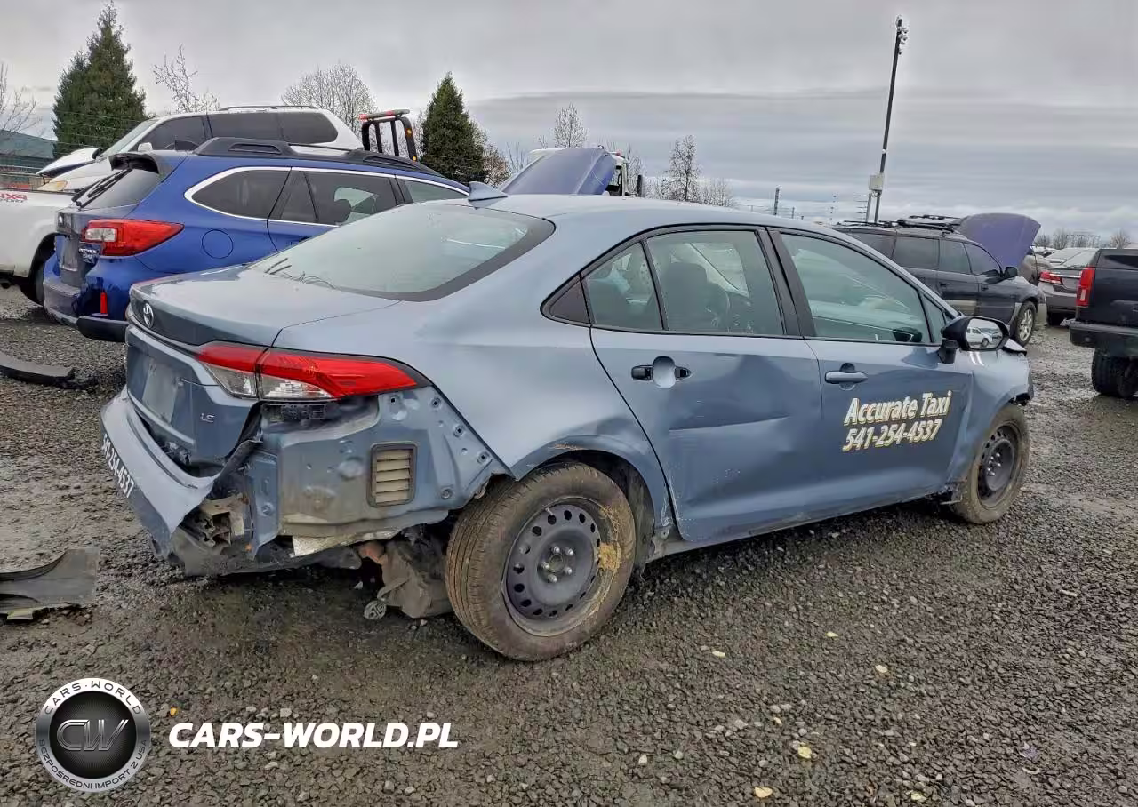2020 Toyota Corolla Le VIN:5YFEPRAE2LP114284 - 3