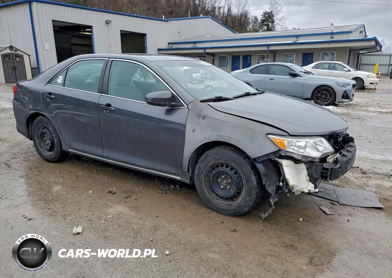 2014 Toyota Camry L VIN:4T4BF1FK9ER398333 - 4