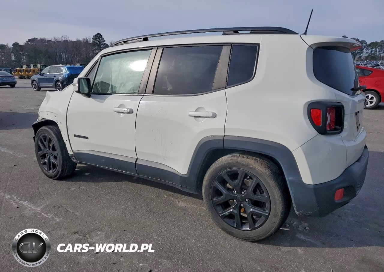 2018 Jeep Renegade Latitude VIN:ZACCJABB8JPH32452 - 2