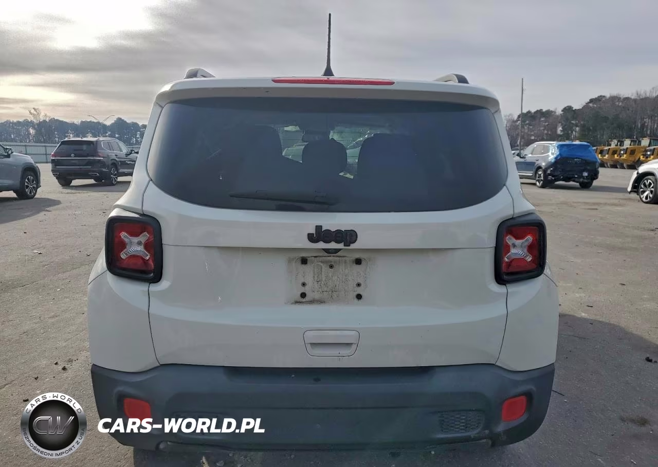 2018 Jeep Renegade Latitude VIN:ZACCJABB8JPH32452 - 6