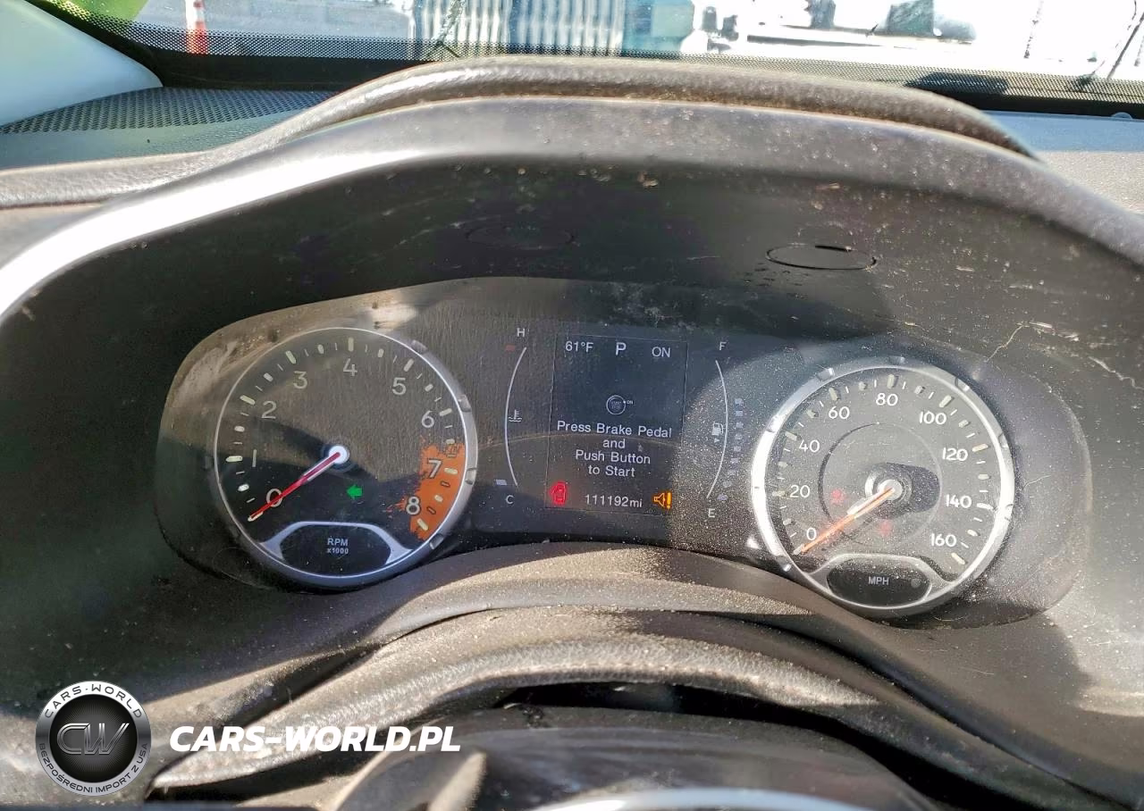2017 Jeep Renegade Latitude VIN:ZACCJABB5HPF75652 - 9