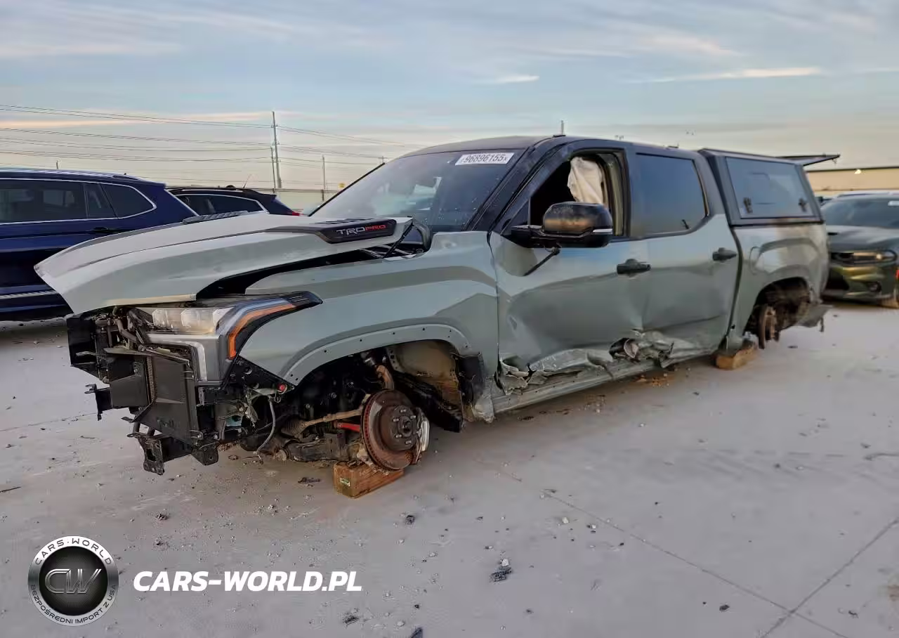 2022 Toyota Tundra Crewmax Limited