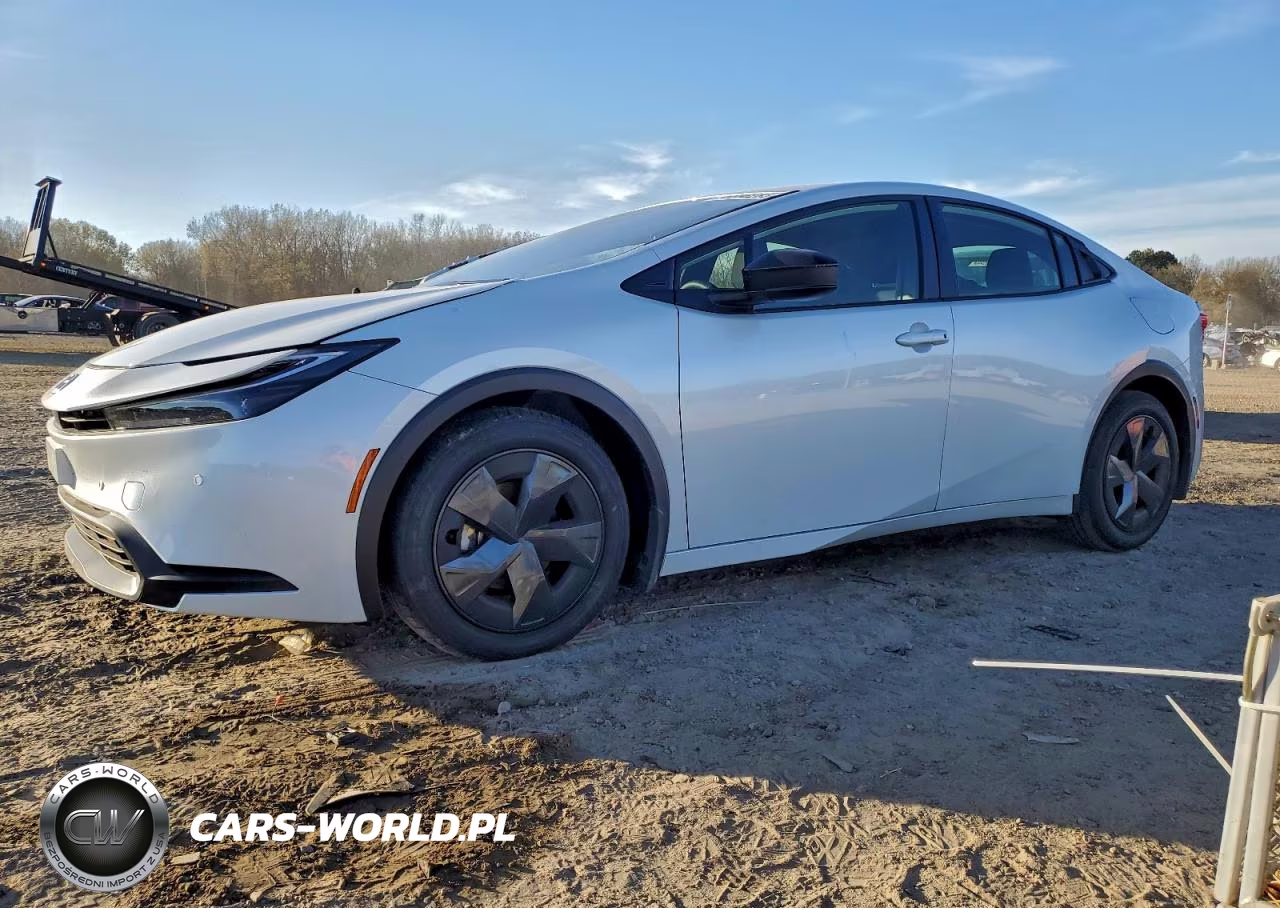 2026 Toyota Prius Le – zdjęcie 1 z 13