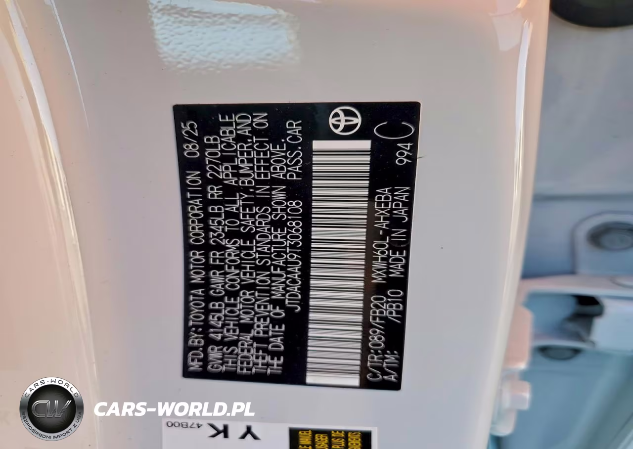 2026 Toyota Prius Le VIN:JTDACAAU9T3068108 - 13