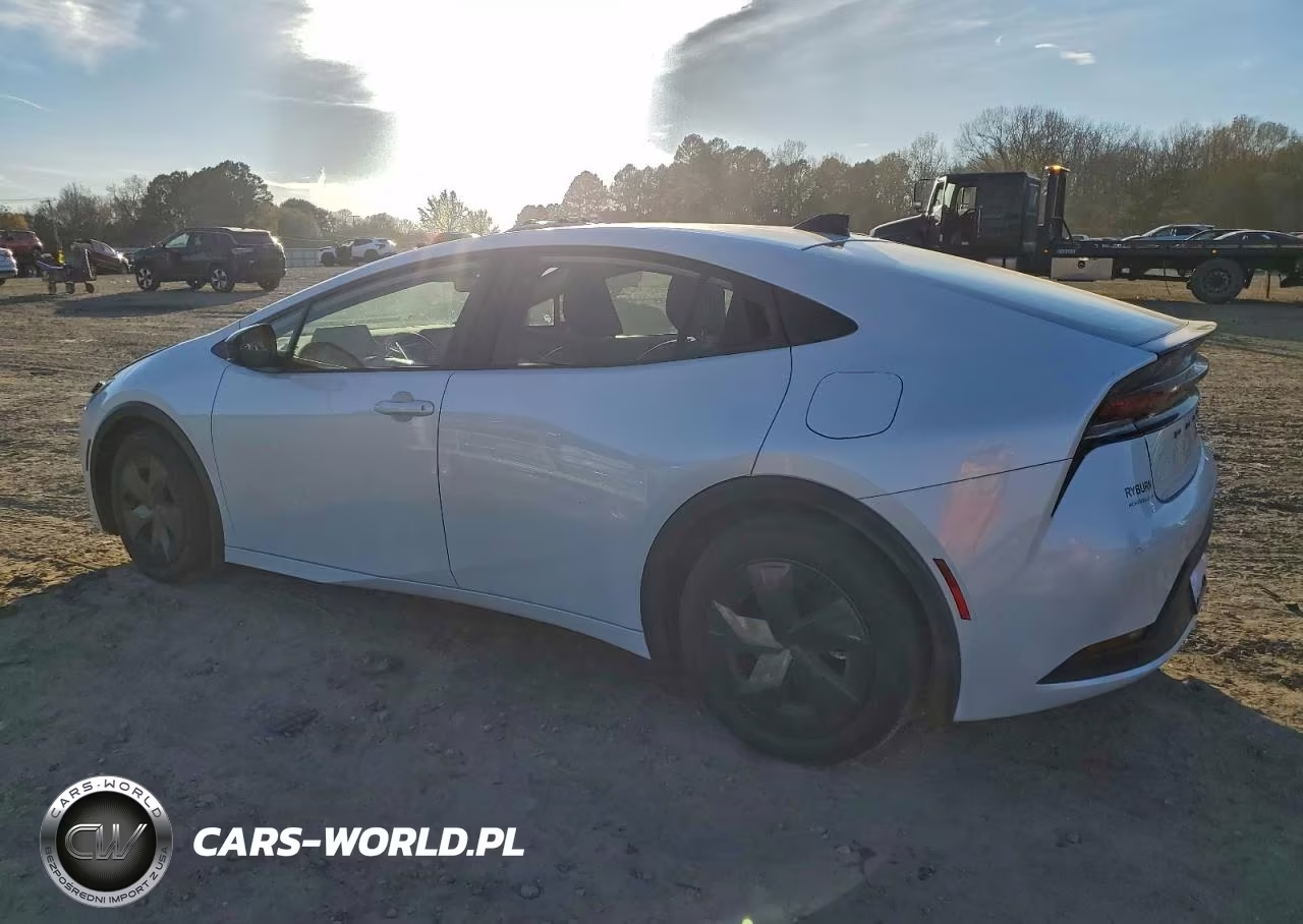 2026 Toyota Prius Le VIN:JTDACAAU9T3068108 - 2