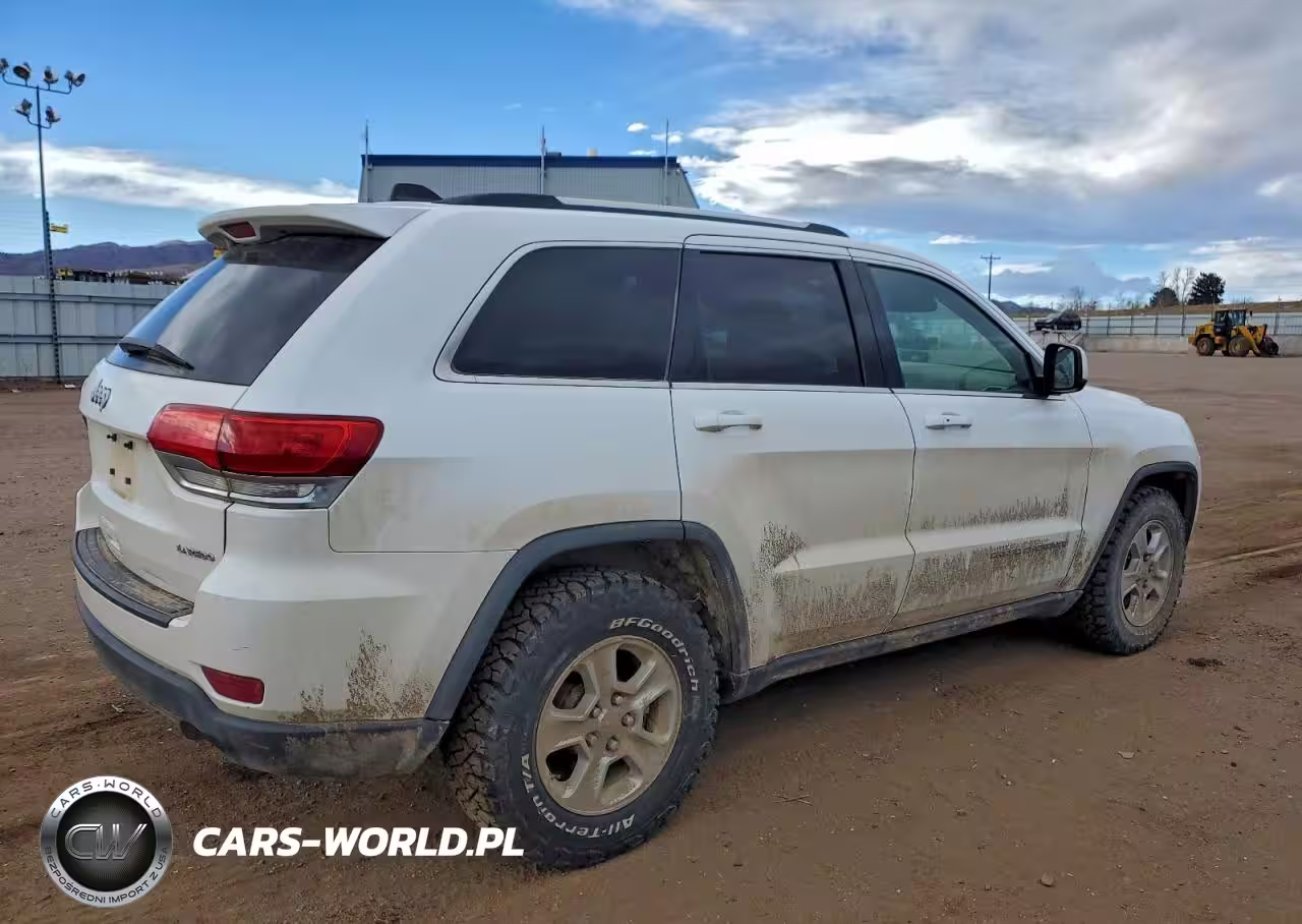 2014 Jeep Grand Cherokee Laredo VIN:1C4RJFAG4EC547362 - 3