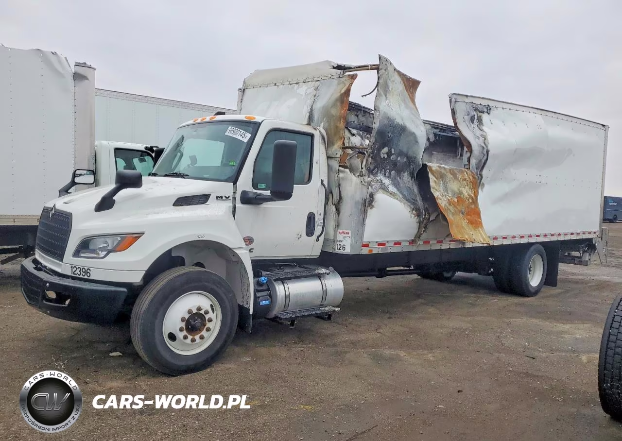 2023 International Mv607 Box Truck
