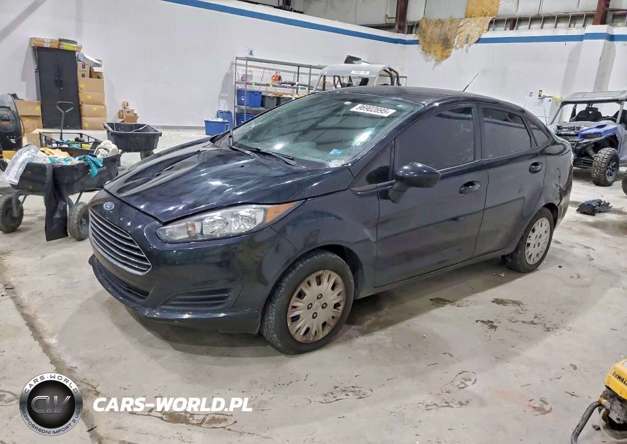 2015 Ford Fiesta S – zdjęcie 1 z 12