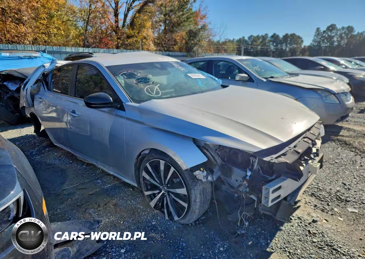 2020 Nissan Altima Sr VIN:1N4BL4CV9LC250411 - 4