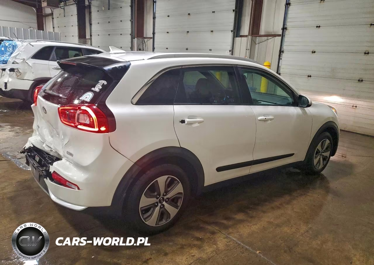2017 Kia Niro Ex VIN:KNDCC3LC3H5095812 - 3